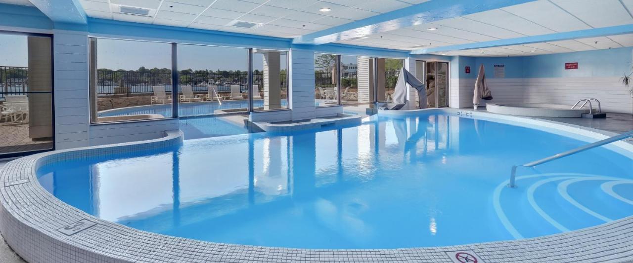 359 Edgewater Inn Шарлевой Екстер'єр фото